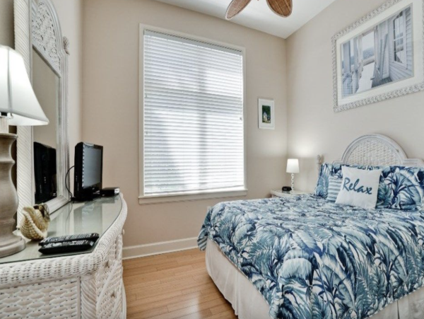 Best Three Bedroom Rental Condo Great Views Gulf Side Pool